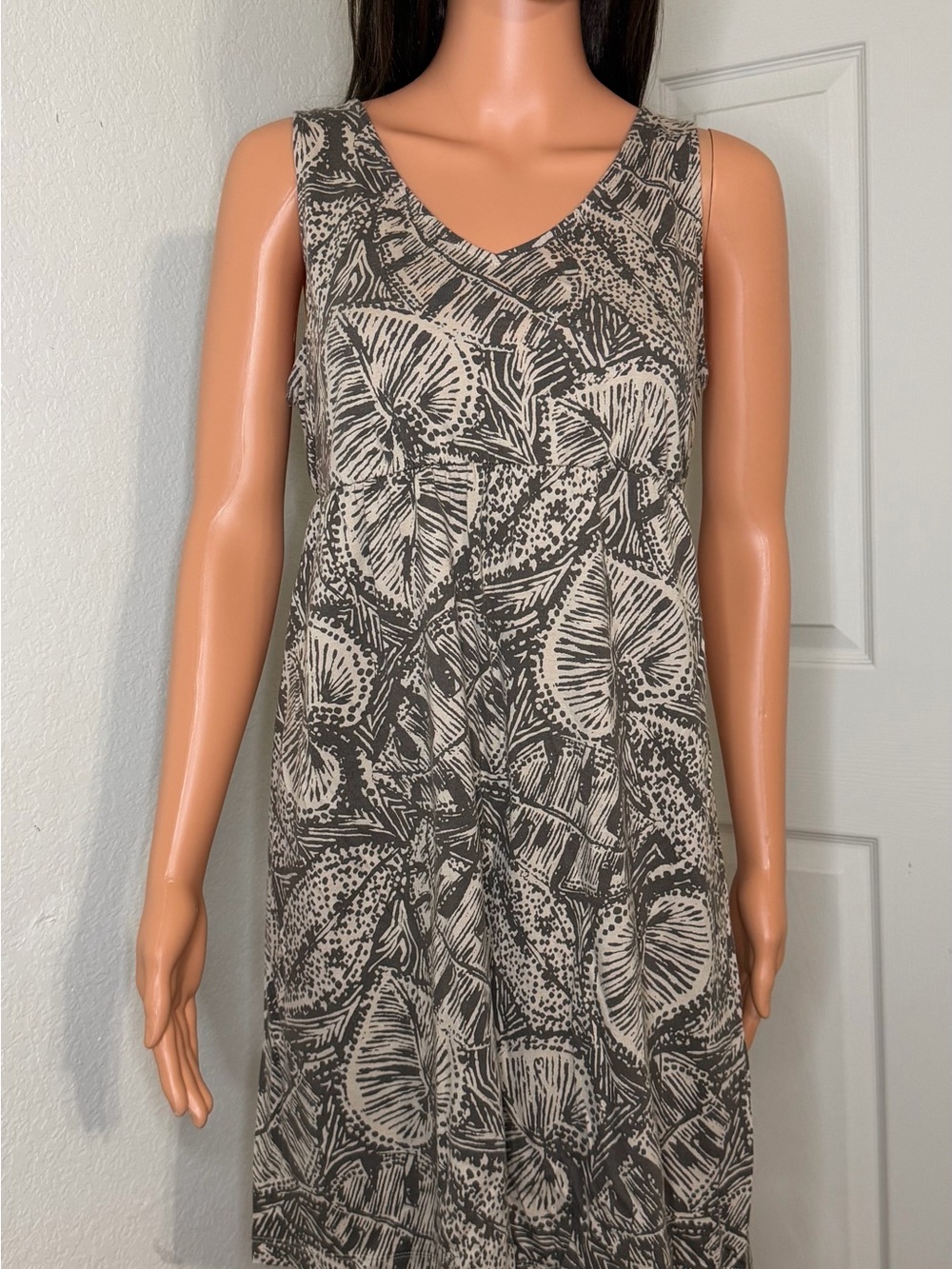 Sonoma Black and Cream Sleeveless Tropical-Print Dress